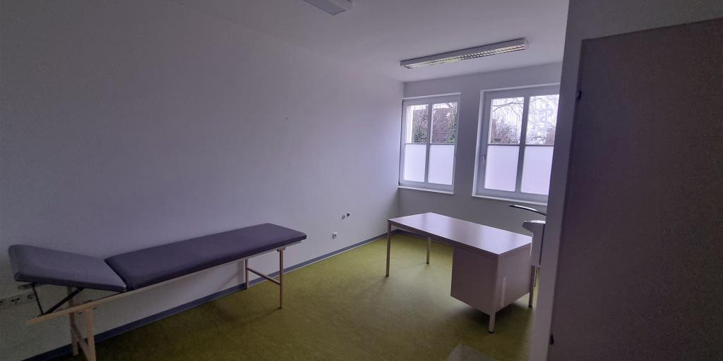 Blick in die Arztpraxis von Mestlin, hier einer der beiden Praxisräume